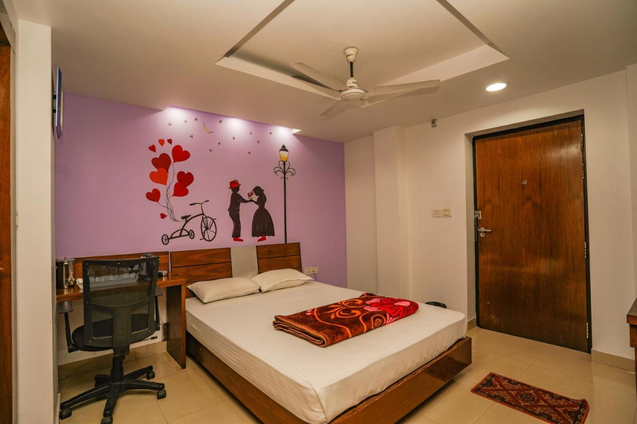 Park Land Hotell Durgāpur Eksteriør bilde